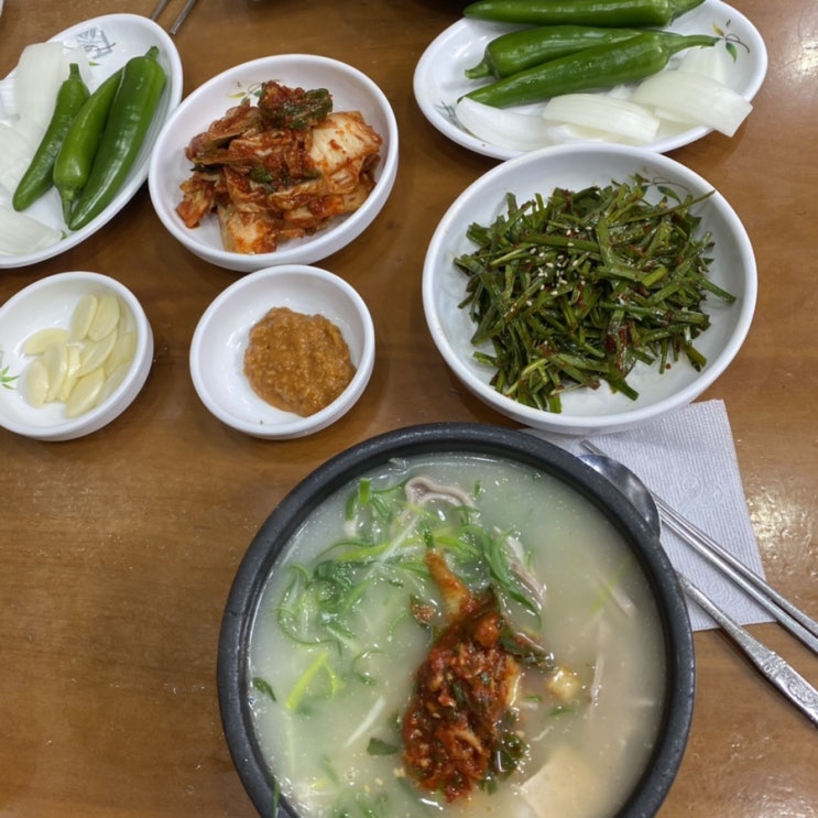  김해 어방동 국밥 맛집 밀양돼지국밥