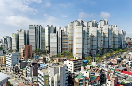 *강남집값의 두 얼굴 매물 쌓이는데 압구정 67억 찍었다_압구정 현대7차 245 10월 67억원 실거래 *강남집값의 두 얼굴 매물 쌓이는데 압구정 67억 찍었다_압구정 현대7차 245 10월 67억원 실거래