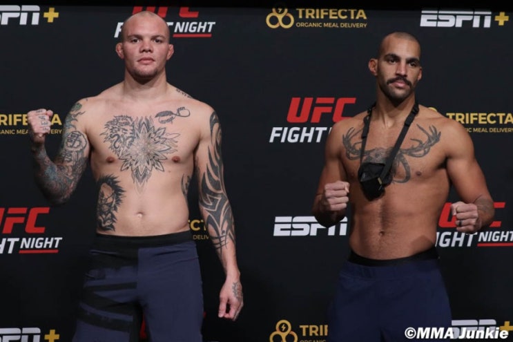 UFC 베가스 15: 스미스 vs 클락 계체량 결과 UFC 베가스 15: 스미스 vs 클락 계체량 결과
