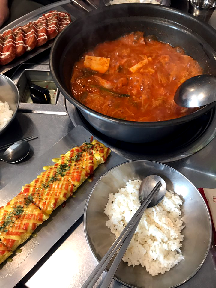 강서구 백채김치찌개 "고기를 아끼면 우리는 망한다!"