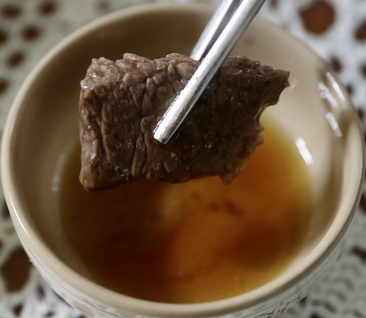  홈파티 아내와 한우 먹었어요 （与妻子享受轰趴）