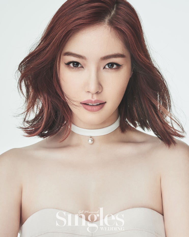  김새롬 나이 전남편 이혼 사유 이찬오 결혼 가족 고향 자녀