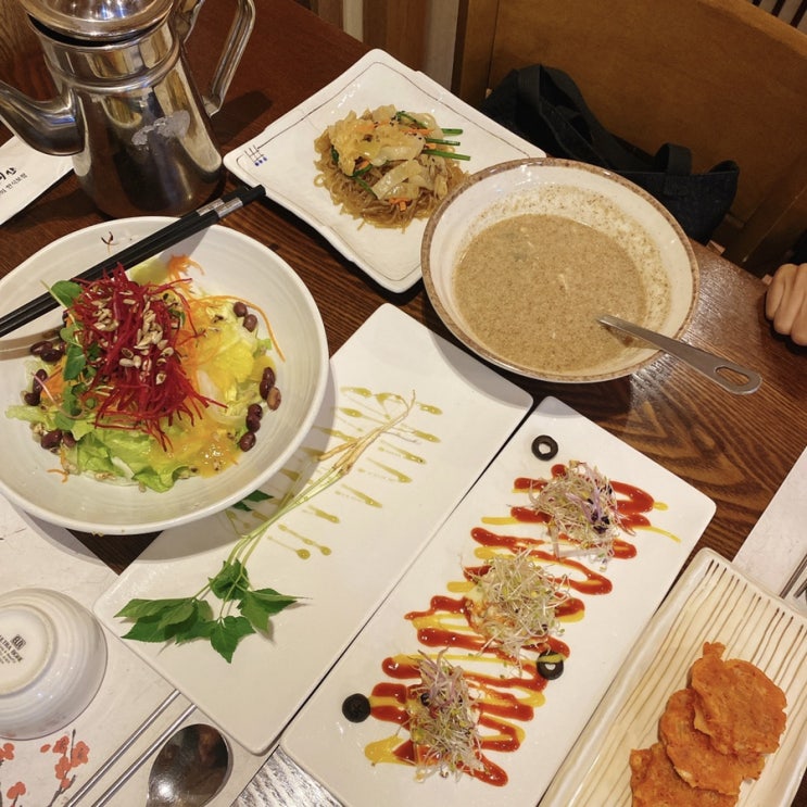  별내 맛집 | 산아래 한정식 : 스폐셜정식 추천, 활광어회가 쫄깃쫄깃