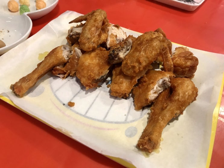 한마리6000원 두마리11,000원 저렴한치킨 봉명동 옛날통닭앤컨츄리꼬꼬 / 천안식후감