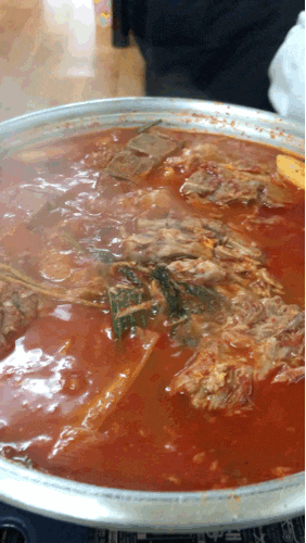  전통 손칼국수(전통 감자탕 대전 탄방동)