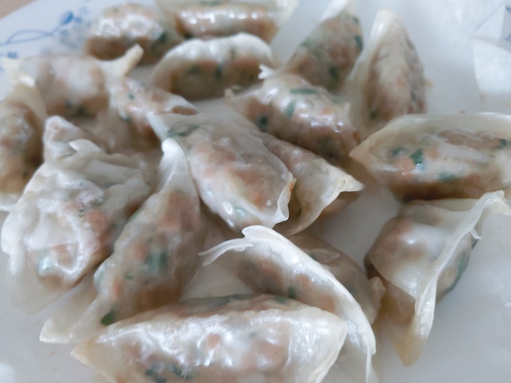 고향만두는 에어프라이어에 구워 먹어야 맛있음