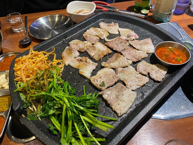 천안 두정동 맛집 ‘나나집’ 돌미나리와 함께하는 냉삼집