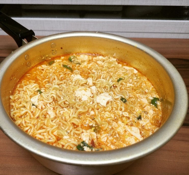  요즘핫한 순두부 열라면  호로록