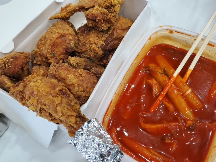  싸고 맛있는 파주 치킨 '치킨창고'산내점 배달 후기