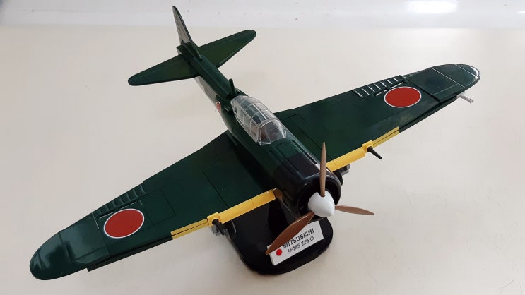 코비블럭의 미츠비시 A6M5 제로기(제로센)을 조립완료하였습니다! 코비블럭의 미츠비시 A6M5 제로기(제로센)을 조립완료하였습니다!
