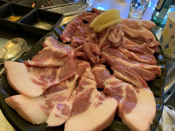  가성비 끝내주는 서면 특수부위집. 용이네 뒷고기.