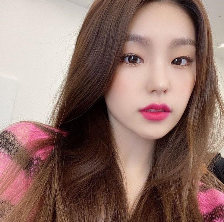 00년생 여자아이돌 00년생 여자아이돌