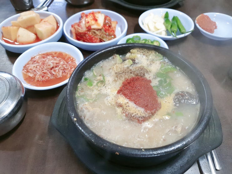 안양 중앙시장에 위치한 순대 국밥 맛집, 서울식당 [찡찡이타로]