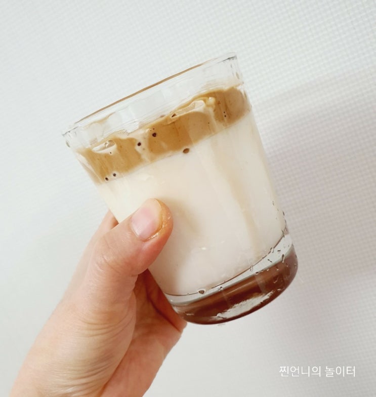  무선도깨비방망이 활용 G7 커피로 달고나라떼 만들기