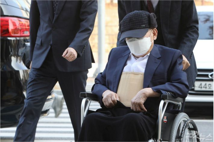 재판에서 드러난 신천지 '민낯'…법의 심판은? 재판에서 드러난 신천지 '민낯'…법의 심판은?