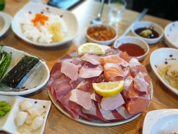  방어회 찐맛집 < 바다회사랑 >