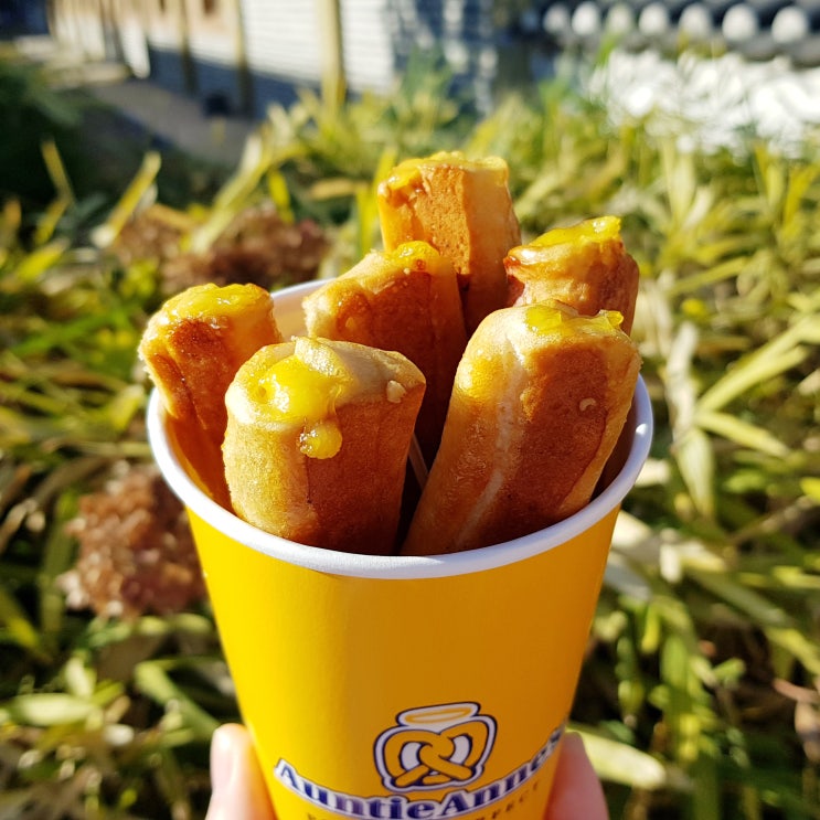 앤티앤스 시즌 메뉴, 고구마 크림치즈 스틱 맛있다v 앤티앤스 시즌 메뉴, 고구마 크림치즈 스틱 맛있다v