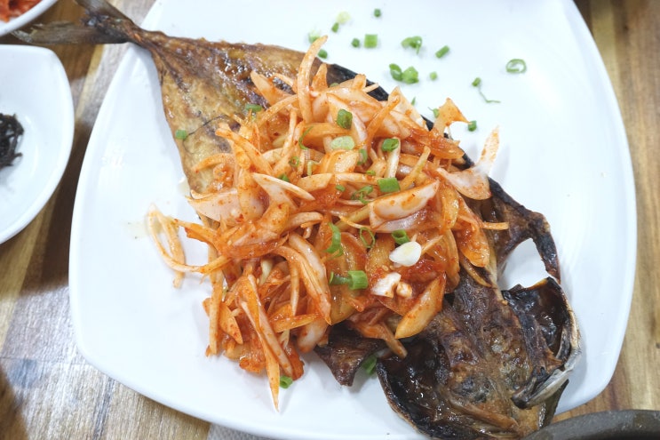 제주여행 : 제주도음식 몸국과 고등어구이 김희선제주몸국집 맛있어