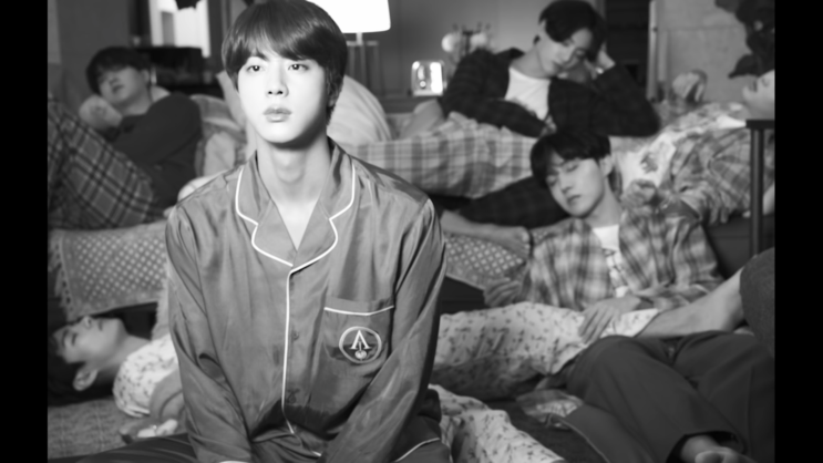 빌보드 62년 역사상 처음있는 일! BTS가 또 해냈습니다! 한국어 곡으로 빌보드 핫 100, 1위!