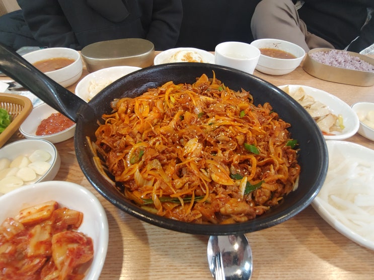  명학역 맛집 별난명가불백에서 회사점심 먹은 날