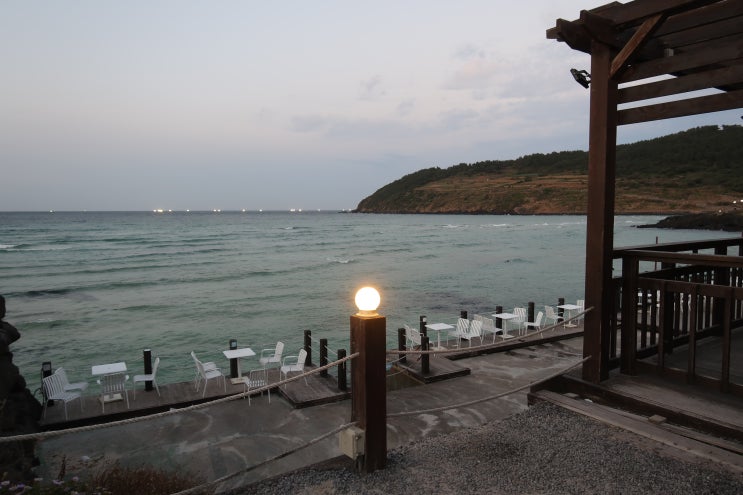  제주도 빵지순례 1. 함덕 카페 델문도 오션뷰로 분위기도 좋은 곳