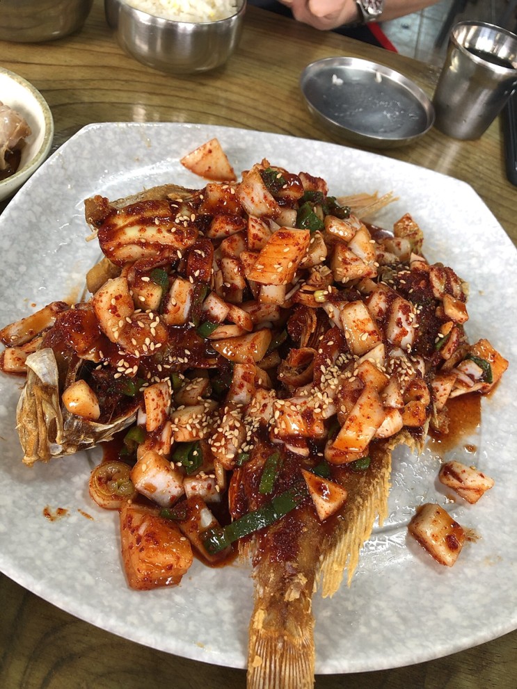 제주 으뜨미 : 동쪽 구좌 송당리 우럭튀김 현지 맛집