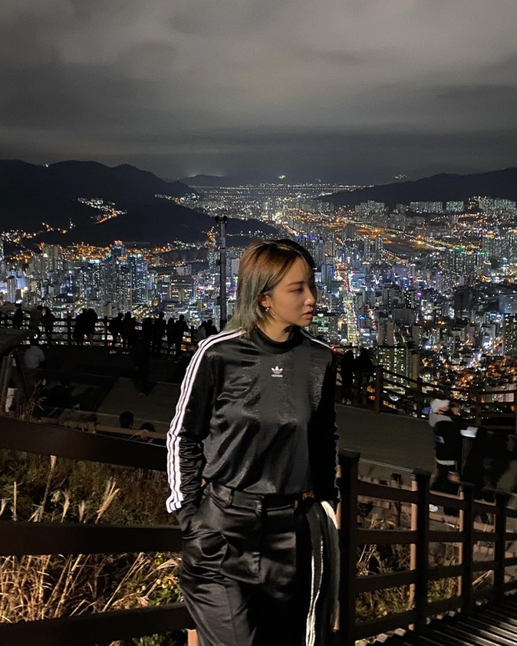  부산 1박2일 언택트여행 부산가볼만한곳 부산야경 / 오륙도스카이워크, 흰여울문화마을, 이바구길 모노레일, 황령산봉수대