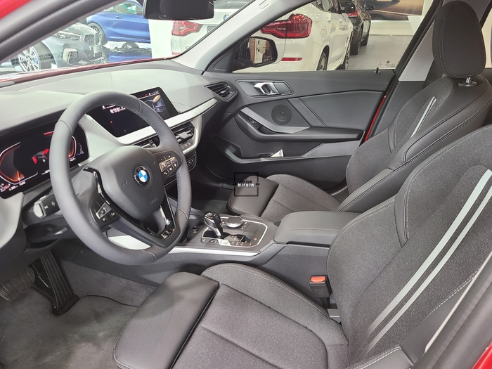 BMW 코오롱모터스 이번 달 최적의 구매시기, 118D