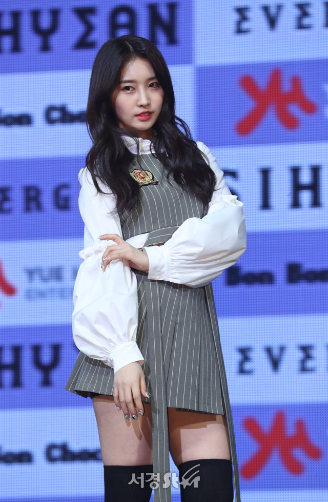  시현 나이 에버글로우 학력 키 고향 몸무게 혈액형 가족 남자친구