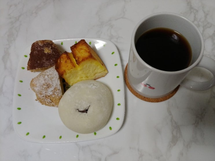  연남동빵집 빵길따라 ~재방문~ 티라미수크림빵 쫀득앙금빵