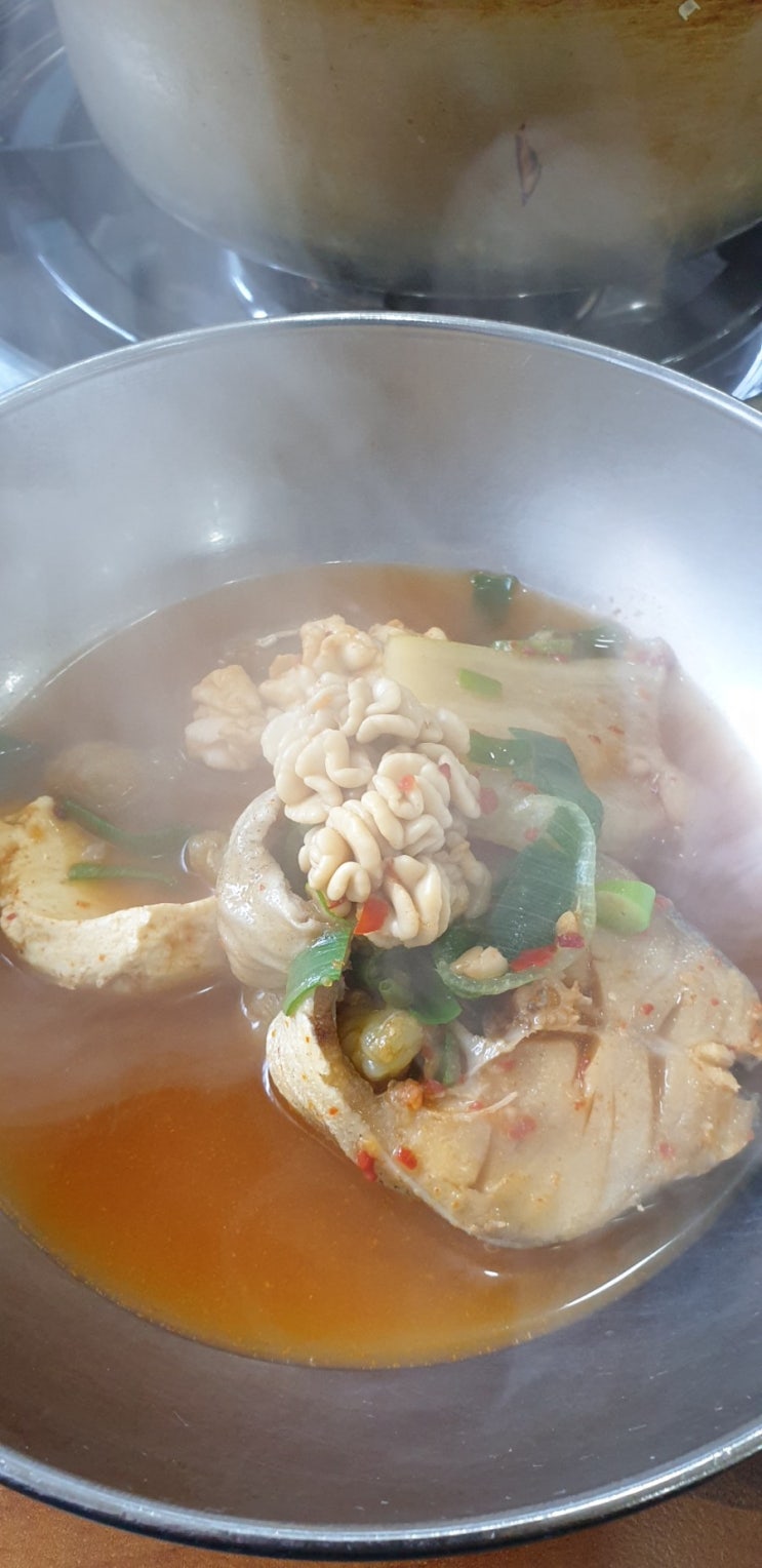  겨울엔 뜨끈한 동태찌개죠^^