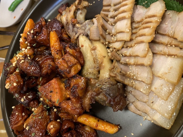  족발야시장 송도트리플스트리트점 - 송도 맛집 추천!