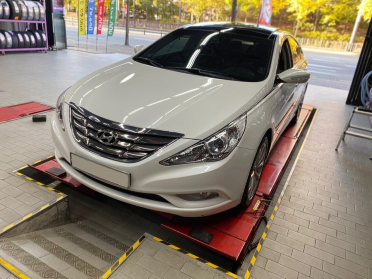  미쉐린 크로스클라이밋 플러스 CC+ 올웨더 타이어 장착 225/45R18