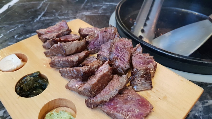  압구정 한우 맛집 품격있는 식사 도쿄등심