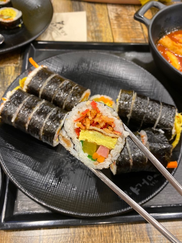  광화문 맛집 청담동 마녀김밥 내돈내먹 후기