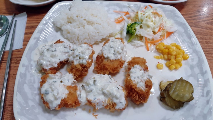 타르타르소스가 맛있는 짱이네에서 생선까스로 런치 해결 타르타르소스가 맛있는 짱이네에서 생선까스로 런치 해결
