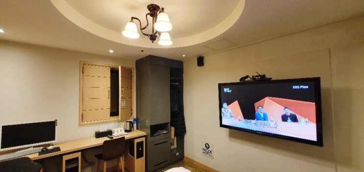  역삼모텔 녹스호텔에서 TV보며 호캉스! 위치 좋은 강남모텔