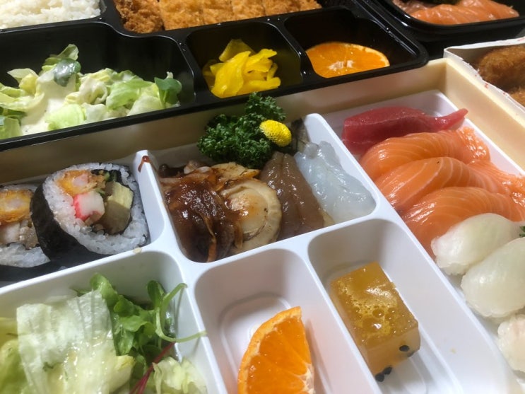  진해 초밥도 맛있지만 돈까스도 맛있는 집