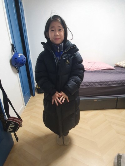  딸내미 겨울롱패딩 블랙야크 마련 너무 좋아합니다.