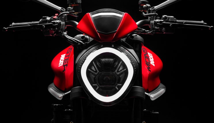 'Just Fun' New Ducati Monster / 뉴 두카티 몬스터 / 두카티 몬스터 풀 체인지 / 뉴모델 프리뷰