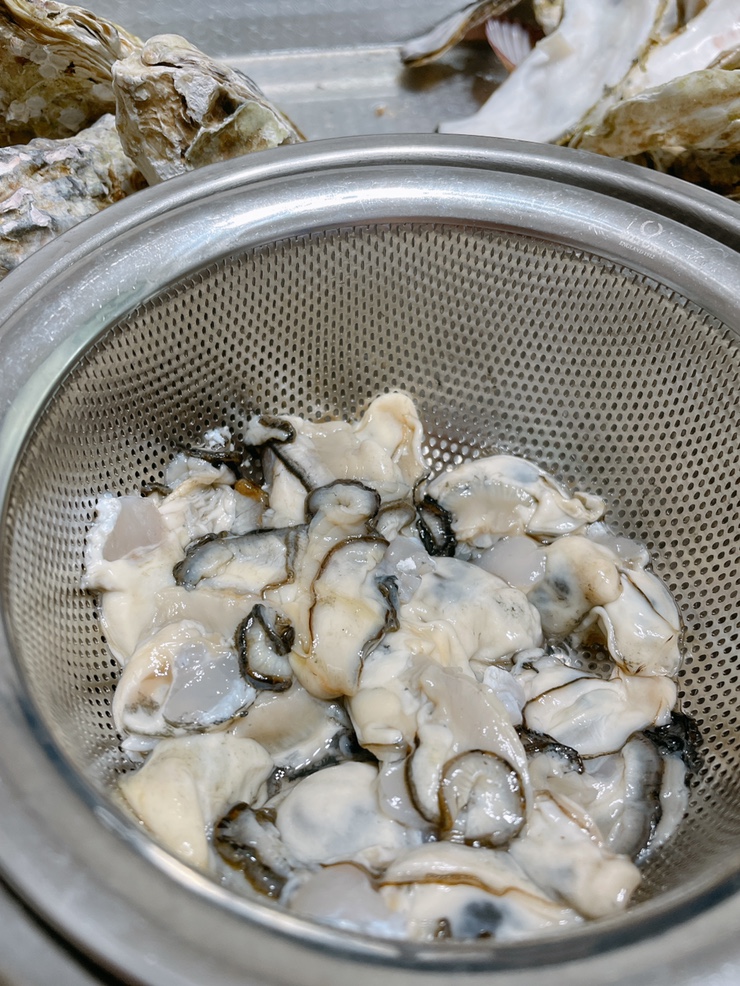  제철 통영굴택배 장가네수산통영굴 당일발송통영굴 싱싱하고 진한굴향 인정