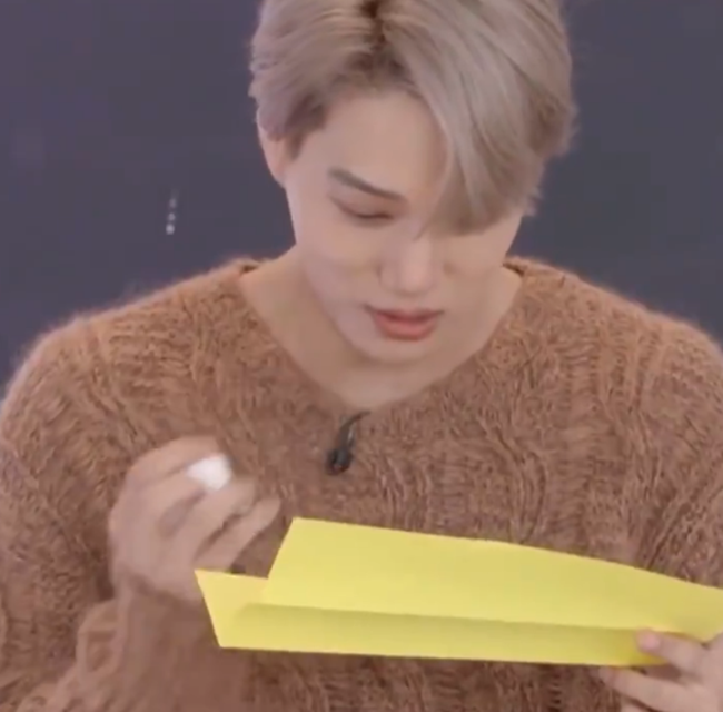 고3 엑소엘 편지 읽고 눈물 제대로 터진 엑소 카이 고3 엑소엘 편지 읽고 눈물 제대로 터진 엑소 카이