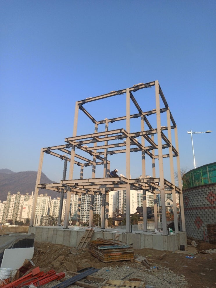  빔공사 2일. 볼트 체결