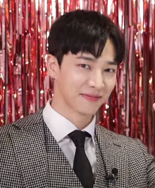 전역하고 이기광 눈 바뀐듯ㅜ(이기광 고찰하기)