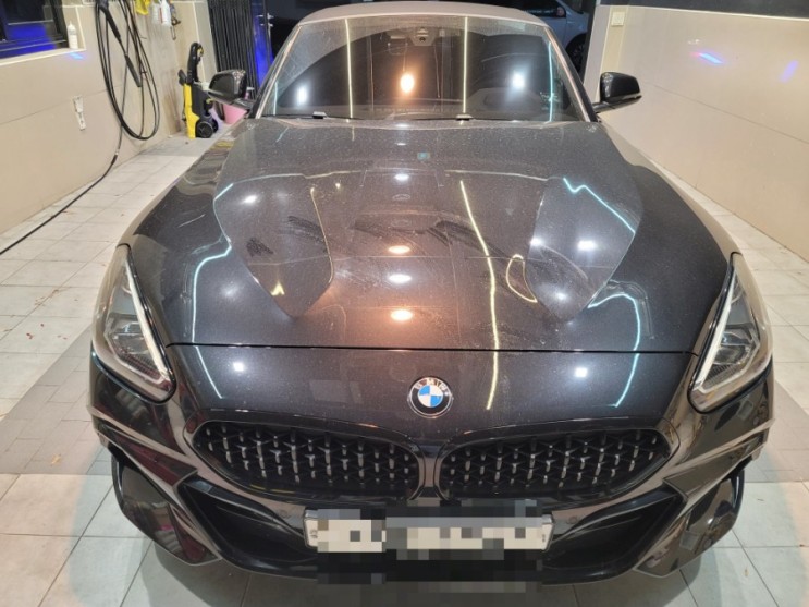 군산광택 BMW Z4 차량 본연의 색을 찾아 드립니다.