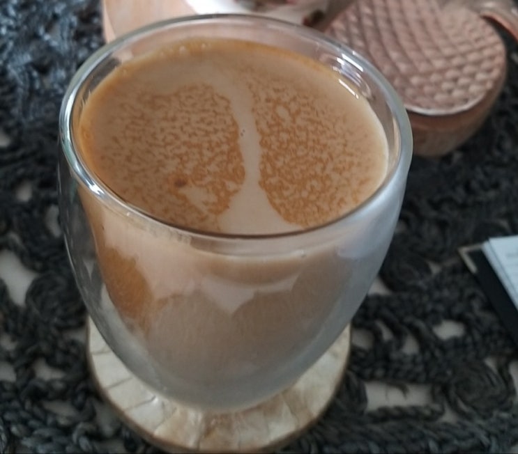 푸어오버 드립 커피와 핸드드립 커피의 차이