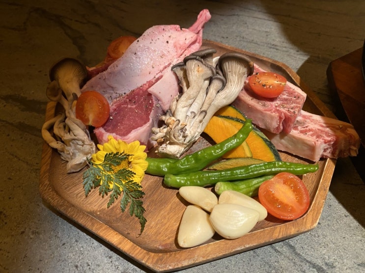  신용산역 고깃집 '화양연화' 분위기 좋은 용리단길 맛집임