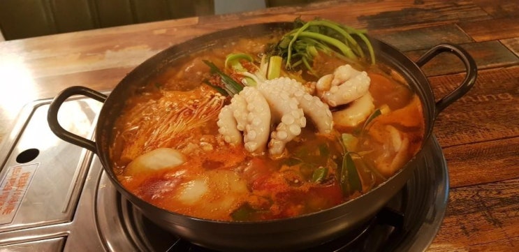  해운대우동닭발 맛있는 맛점