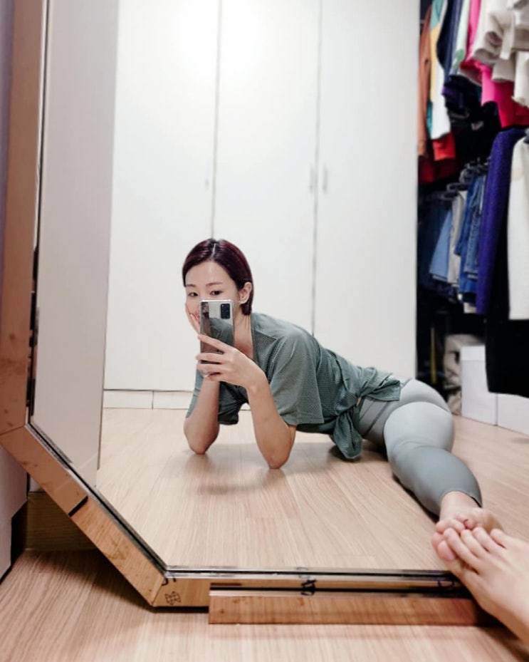  '발레리나' 출신 오정연, 180도 스트레칭 셀카. 클래스가 다른 유연성[SNS]