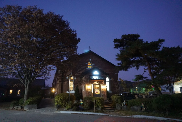  [영동 황간성당] 세례지 순례 야경 :) 김태원 요셉 신부님
